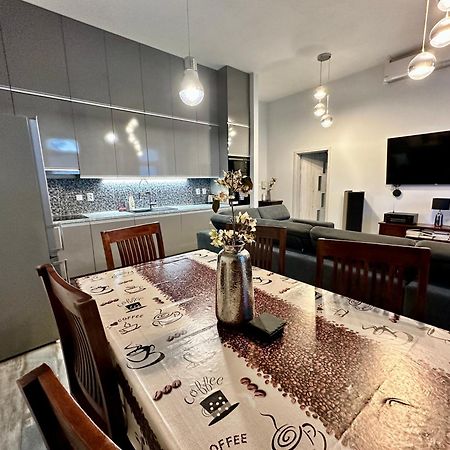 Royal City Centre Apartment Poprad Esterno foto