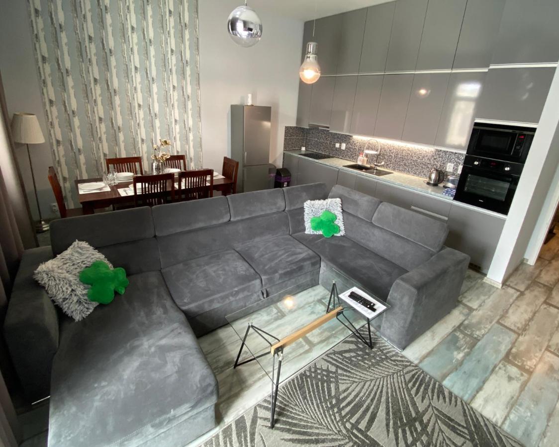 Royal City Centre Apartment Poprad Esterno foto