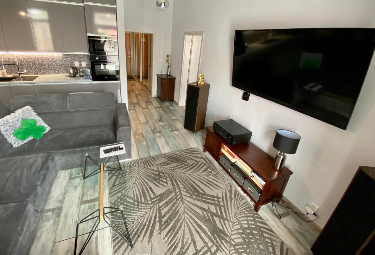 Royal City Centre Apartment Poprad Esterno foto